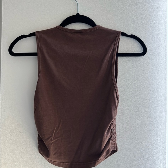 Brown Ruched Muscle Tee - Picture 2 of 2